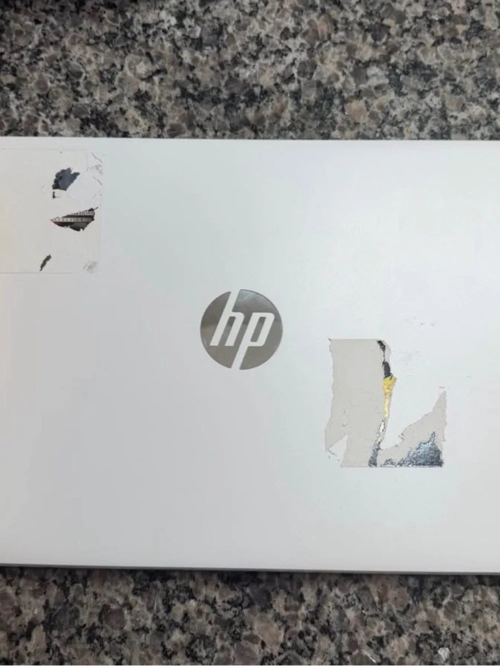 HP 14-DQ0052DX White Working Laptop
